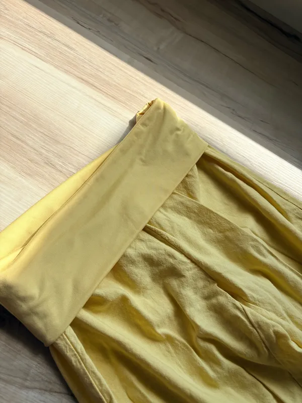 No Boundaries Wide Leg Yellow Roll Waist Pants - Image 5