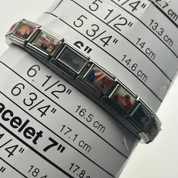 NASCAR Collectible Watch Silver-tone Women’s Watch Working New Battery - Image 8