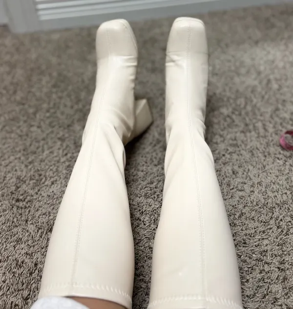 Beige Knee - Image 3