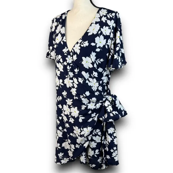 VICI Blue Floral Wrap Mini Dress Vneck Short Sleeve Spring Summer Size Medium - Image 3
