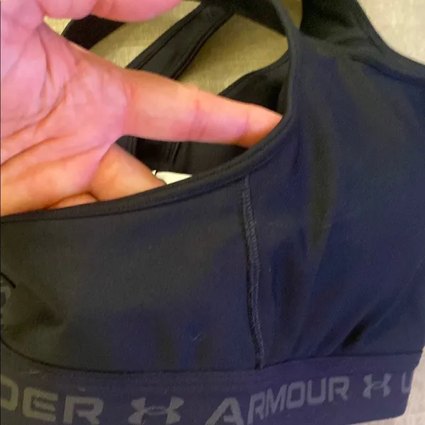 Under Armour Black Sports Bra with Racerback Design - Image 3
