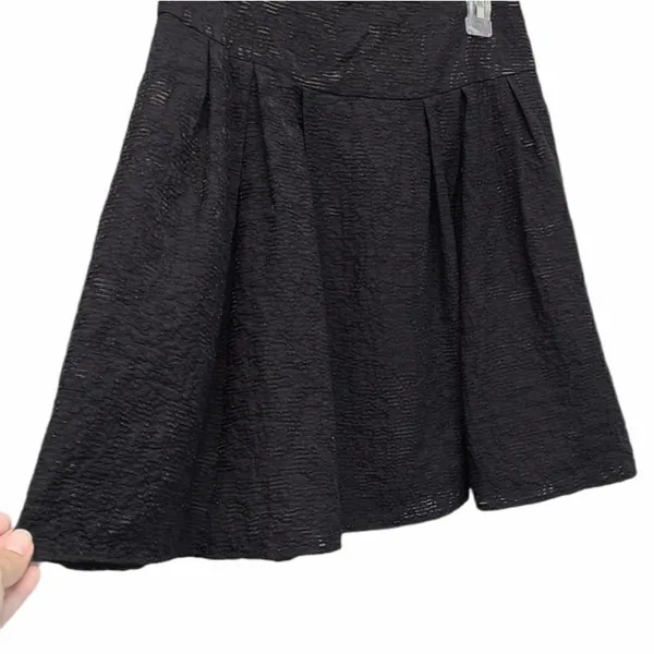 Nanette Lepore Black Jacquard Pleated Mini Skirt Back Zipper‎ Size 8 - Image 4
