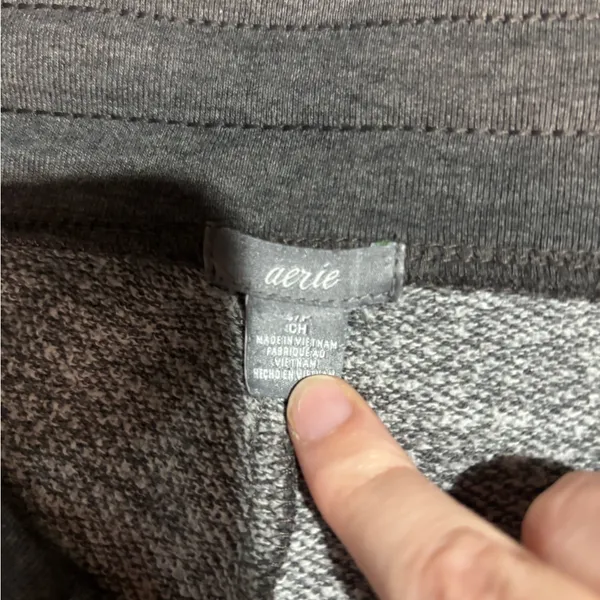 Aerie grey joggers small - Image 3