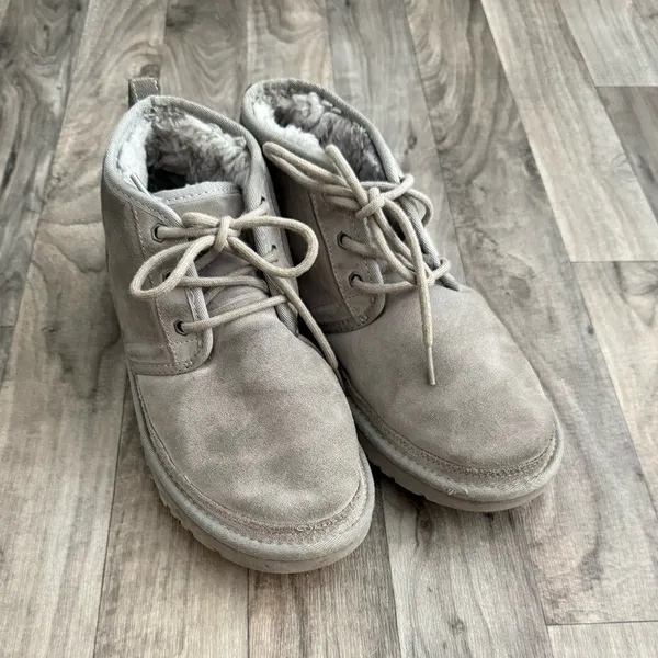 UGG Neumel Seal Gray Suede fur boots - Image 4