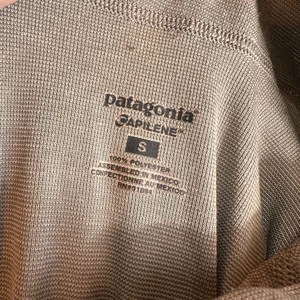 Patagonia Capilene Grey Zip Pullover Size Small - Image 4