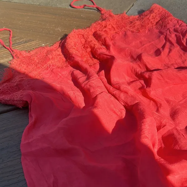 Abercrombie‎ Coral Linen Lace Trimmed Flowy Cami - Image 3