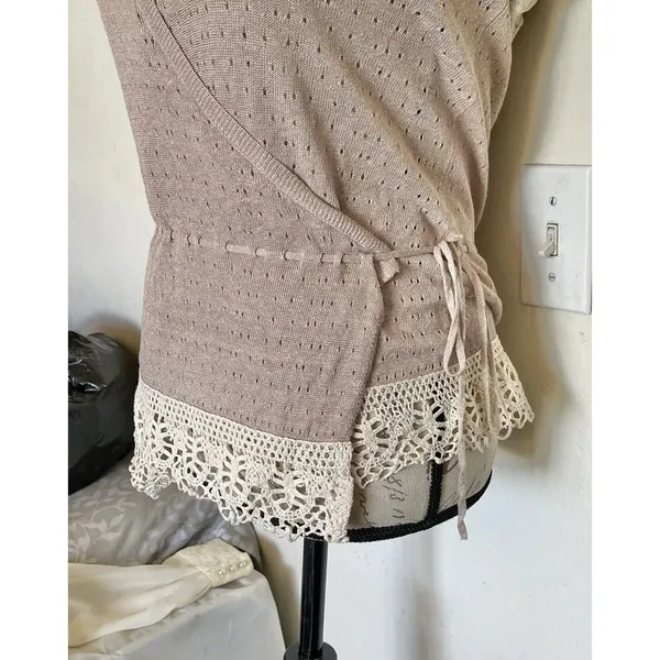 Banana Republic Women Knit Top Crochet Boho Neutral Lace Trim Surplice Wrap XS - Image 5