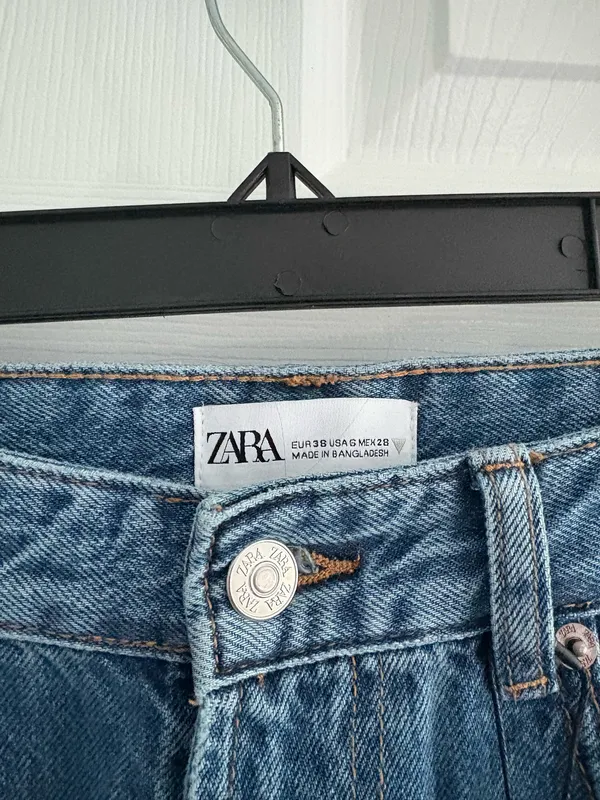 ZARA Wide-Leg High-Rise Jeans Raw Hem - Image 2