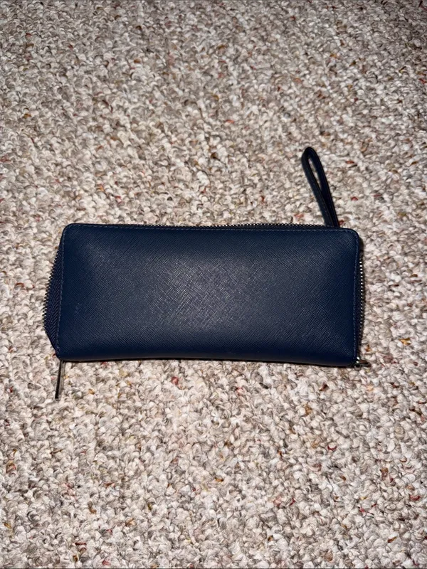 Michael Kors Larger Wallet Navy Blue - Image 4