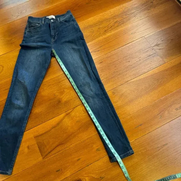 Reformation‎ Dark wash blue high rise Skinny Jeans Neris Wash size 24 - Image 10