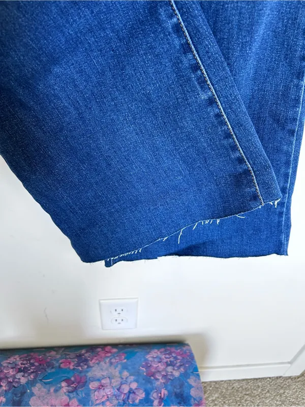 Risen Jeans High Rise Waist Flare Leg Jeans Size 11/30 - Image 4