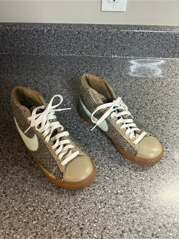 Nike Retro Vintage Blazers Women's Mid-Top Sneakers in Beige & Mint - Image 7