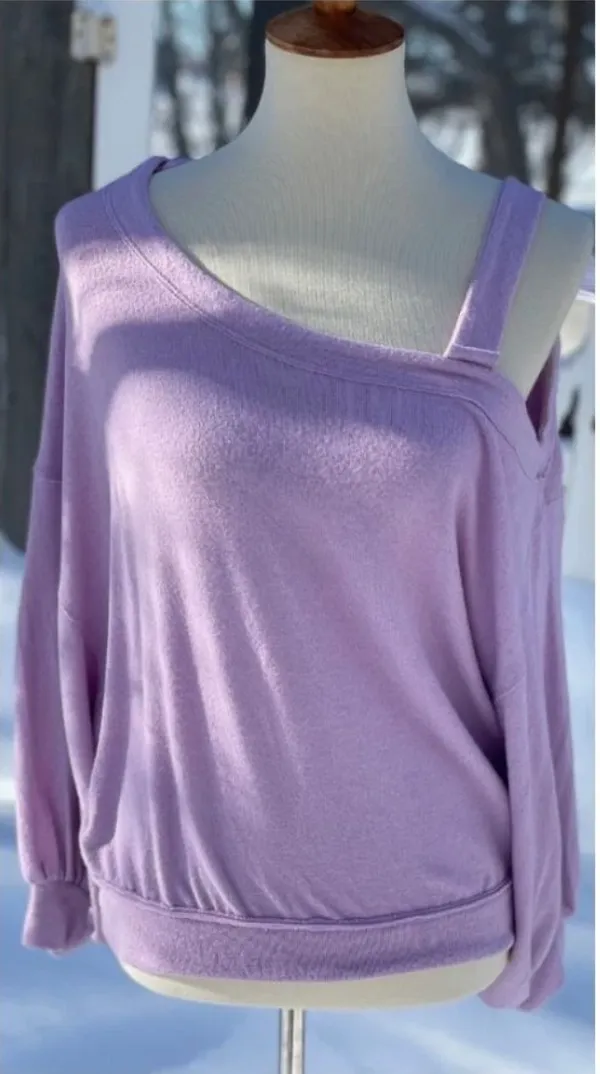 Free People Flaunt It Cold Shoulder LS Top - Image 3