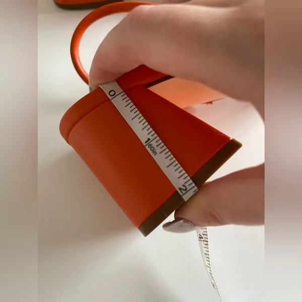 Marc Fisher Orange Heels - Image 6