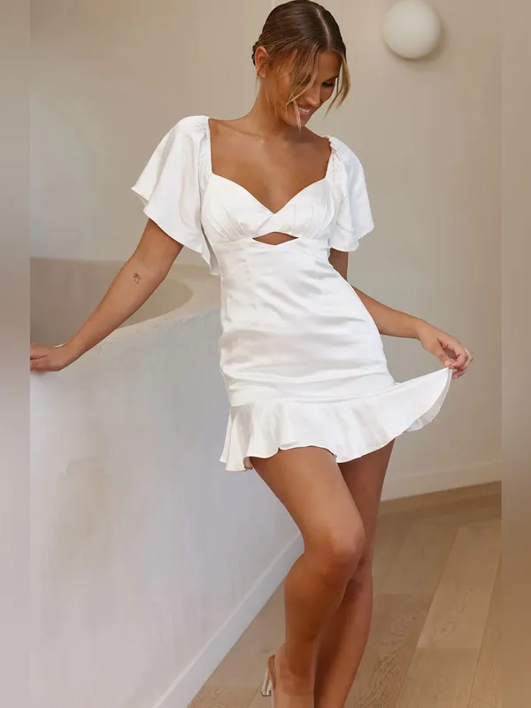 Selfie Leslie Eyes On You Pleated Bust Angel Sleeve Ruffle Hem Dress White L - Image 4