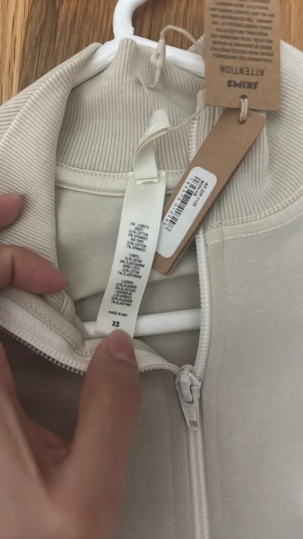 Size XS basic sweater outdoor track jacket ap-zip-1120 bone beige NWT - Image 4