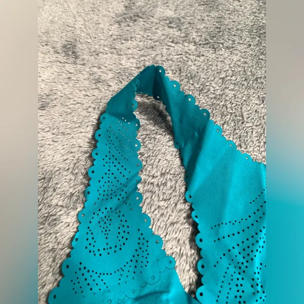 Lululemon teal tank top - Image 3