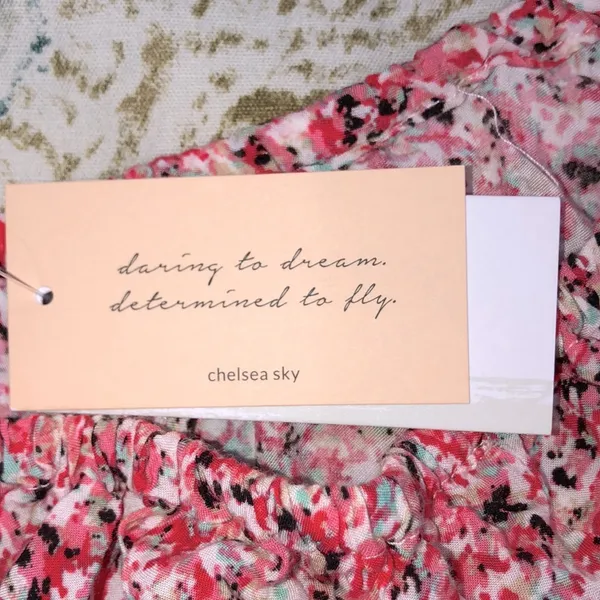Chelsea Sky large floral crop top - Image 4