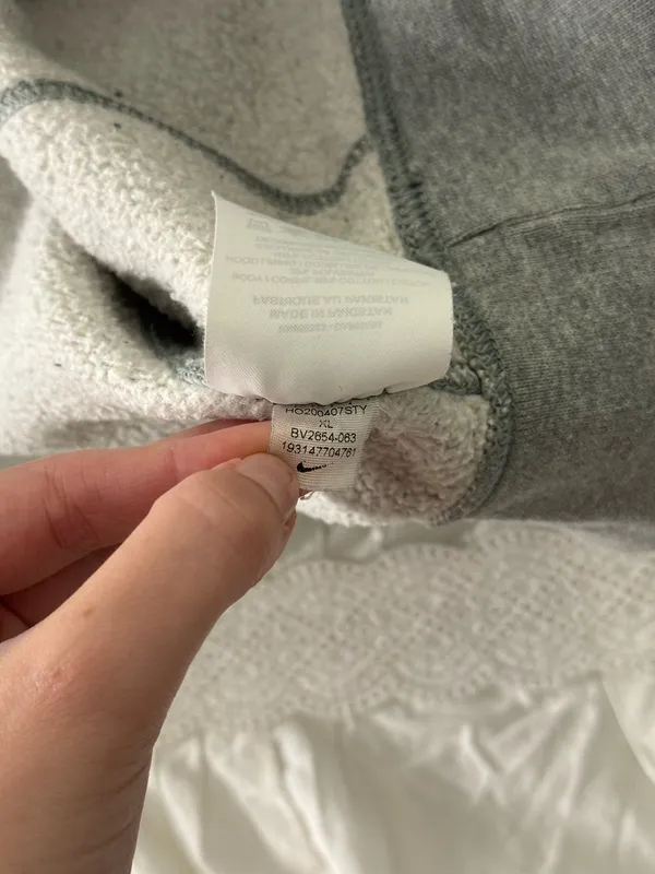 Nike Sweatshirt Hoodie - Image 4