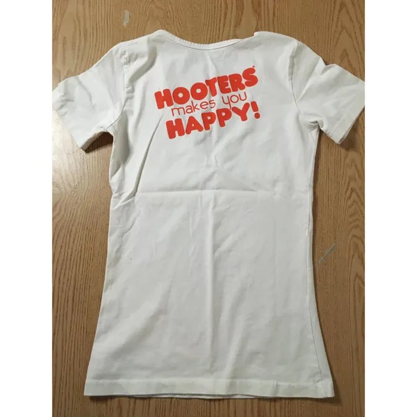 B20 #28 Hooters Girl Worn Uniform Short Sleeve Vneck T-shirt Size Xs - Image 3