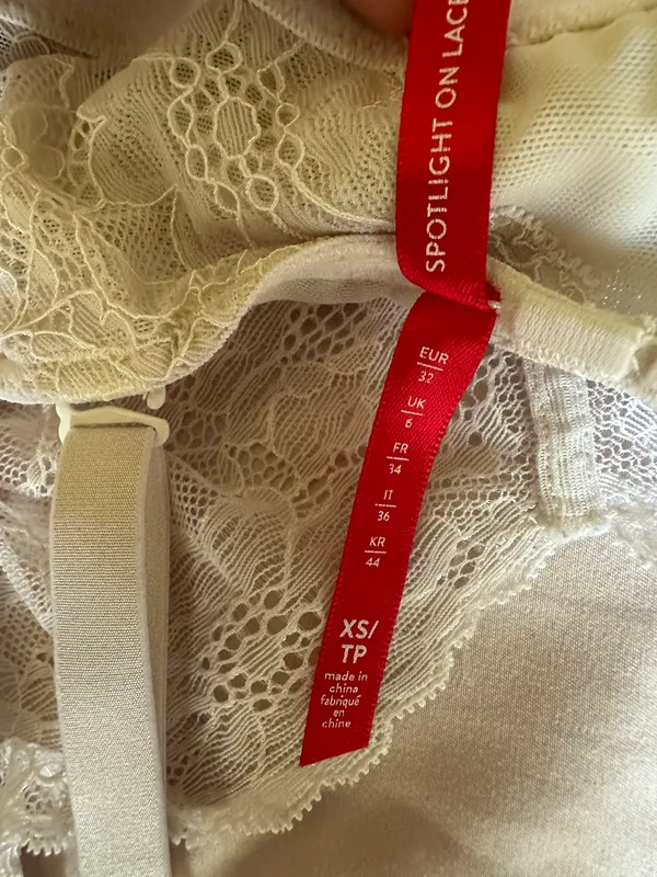 Spanx Spotlight On Lace Bralette - Image 5