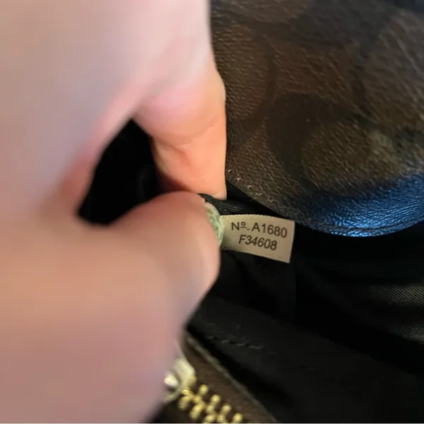 Coach Margot Carryall Signature in Black and Brown Logo - Image 13