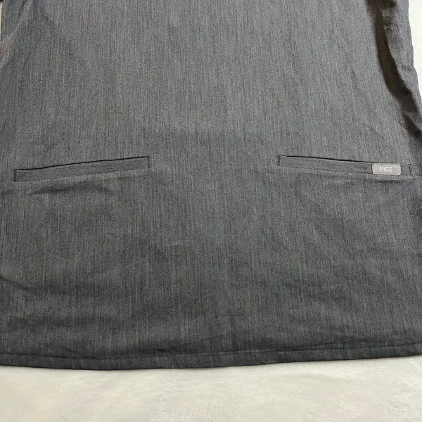 FIGS Technical Collection V-Neck Casma Three-Pocket Scrub Top Size S Uniform - Image 5