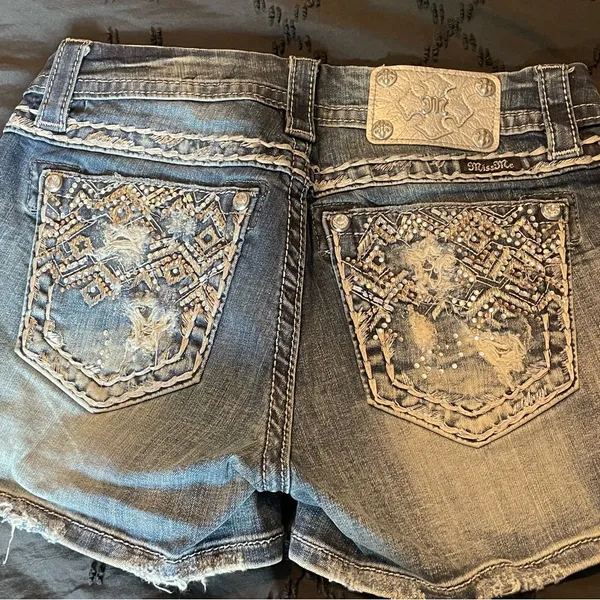 Miss Me Women's Distressed Denim Shorts - Image 2