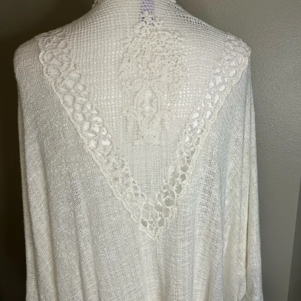 Alpine Woman’s White Lace Cardigan Beach/ Coastal size small - Image 4