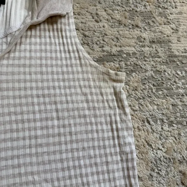 vintage Dockers 100% cotton white and beige striped collared tank top sz small - Image 7