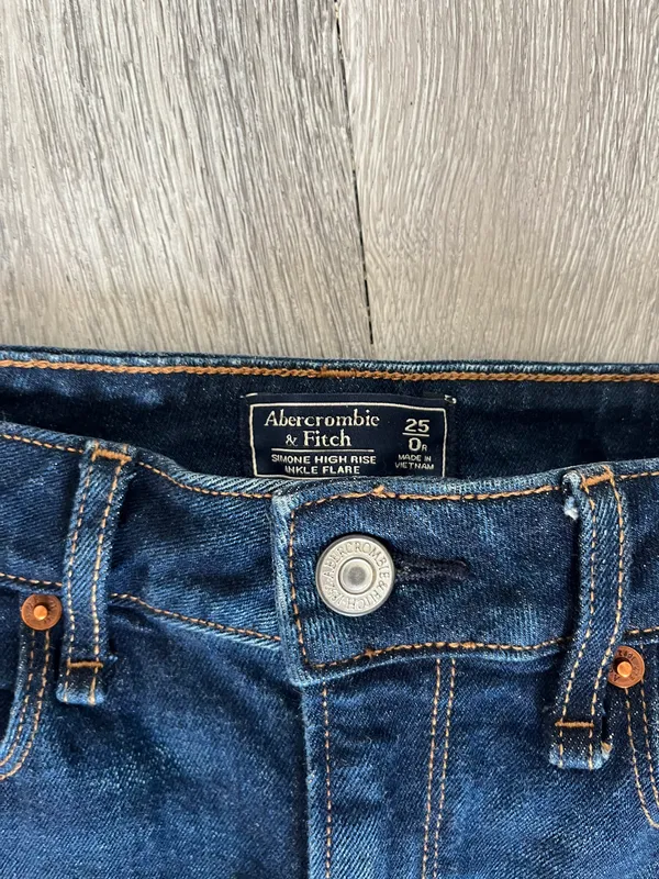 Abercrombie and Fitch high rise ankle flare dark jeans size 25 0 - Image 2