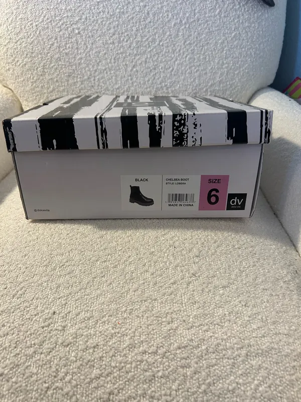 DV by Dolce Vita NIB Boot size 6 - Image 4