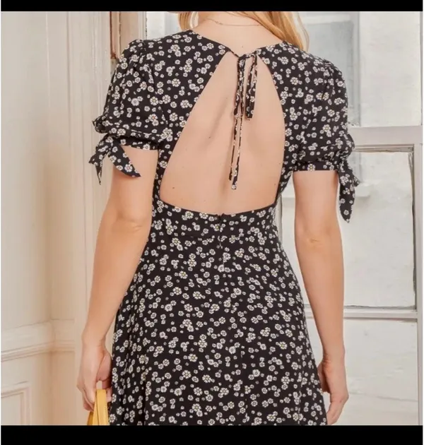 Lulus Black Floral Mini Dress - Image 2
