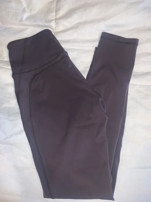 Alphalete Leggings - Image 3