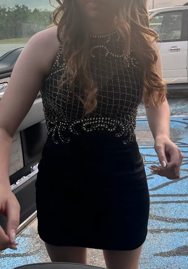 black homecoming dress - Image 3