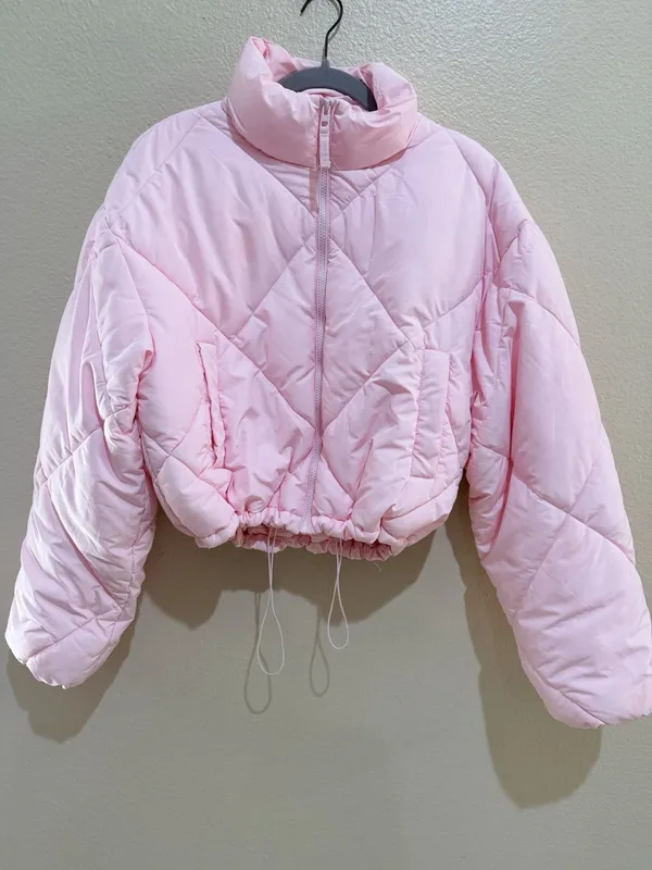 Love Tree Womens Size L Pink Cropped Puffer Jacket Full Zip Drawstring Hem NWOT - Image 3