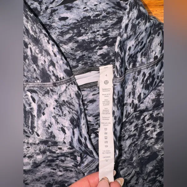 🌸lululemon athletica Black & Gray Marled Active Leggings - Image 3