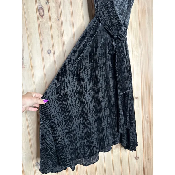 NWT DKNY Womens Black Printed Evening Fit Flare Dress Faux Wrap Asymetrical 2 - Image 4