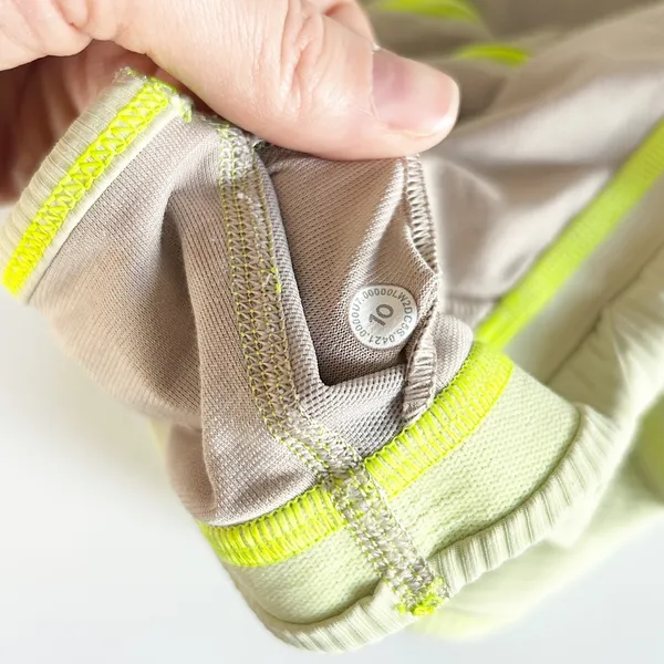 Lululemon Womens Ribbed‎ Mesh High Neck Sports Bra Racerback 10 Highlight Yellow - Image 4