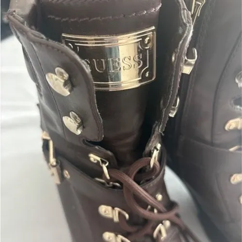 Guess Canaly Dark Brown Combat Boots Lug‎ Sole Block Heel Mens 8.5M - Image 4