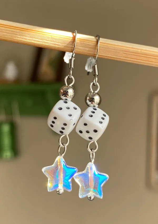 Handmade dice & star grunge funky y2k style dangle earrings 🎲⭐️ - Image 4