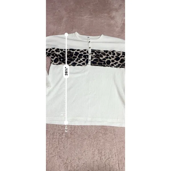 Size M Thermal Waffle Top Long Shirt‎ Leopard Print Bin11 - Image 5