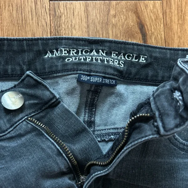 American Eagle Outfitters Jean Shorts Black High-Rise - Image 3