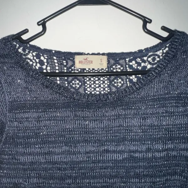 Women Hollister Navy Blue Sparkle Lace Back Sweater Size Small - Image 4
