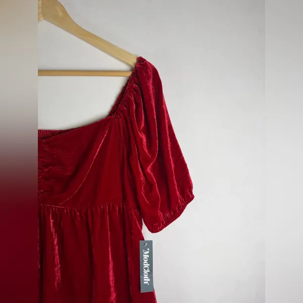 Modcloth Women’s Red Velvet Mini Dress Smocked Puff Sleeve Coquette NWT L - Image 3