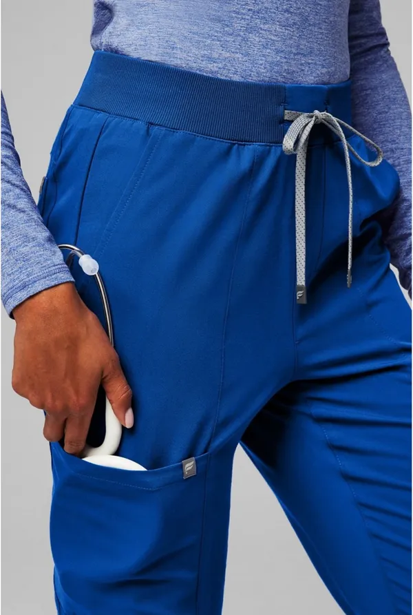 Fabletics women’s jogger scrub set - Image 5
