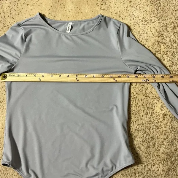 Halara Womens Grey Long Sleeve Bodysuit Crew Neck‎ Size M - Image 5