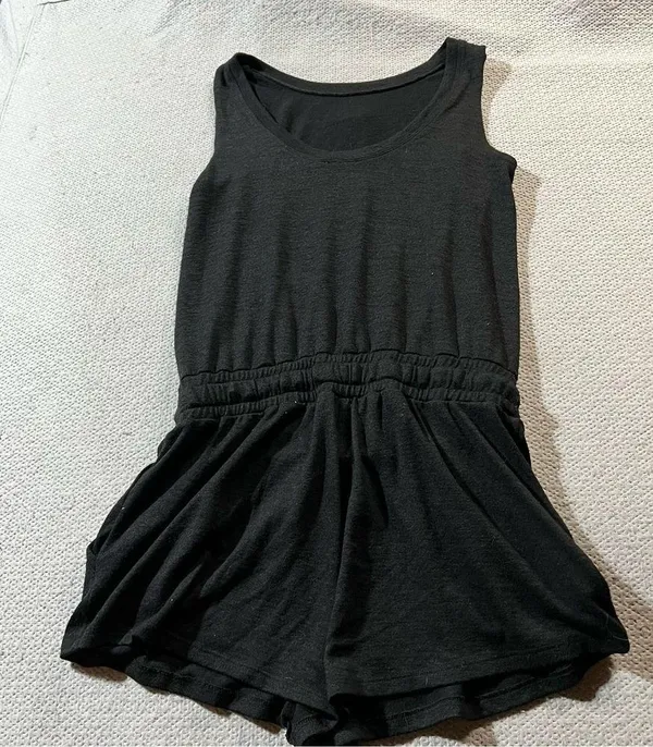 Wilfred Free Black Sleeveless Sweat Romper Size Small Athleisure Loungewear EUC - Image 5