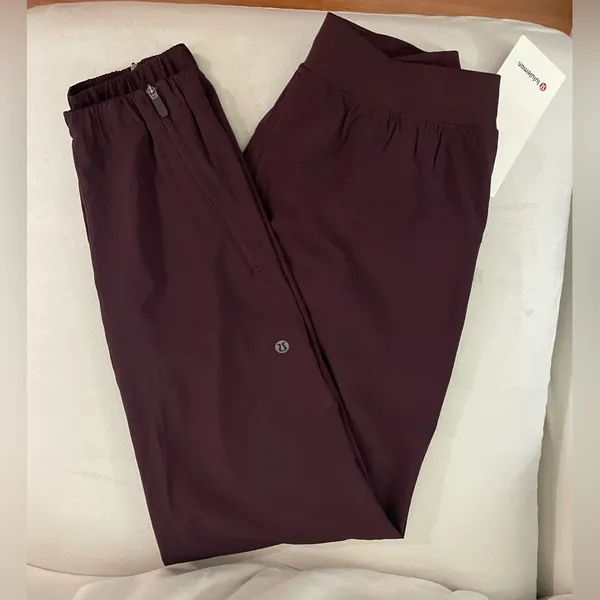 Lululemon NWT Adapted State Perforated High Rise Joggers Goodnight Plum Size 4 - Image 13