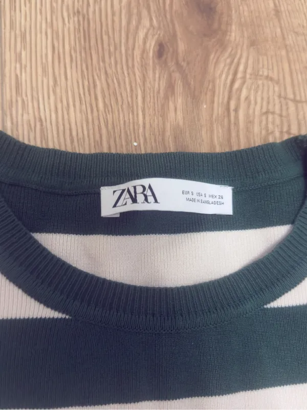Zara‎ Dark Green & White Striped Long-Sleeve Cropped Tee size S - Image 4